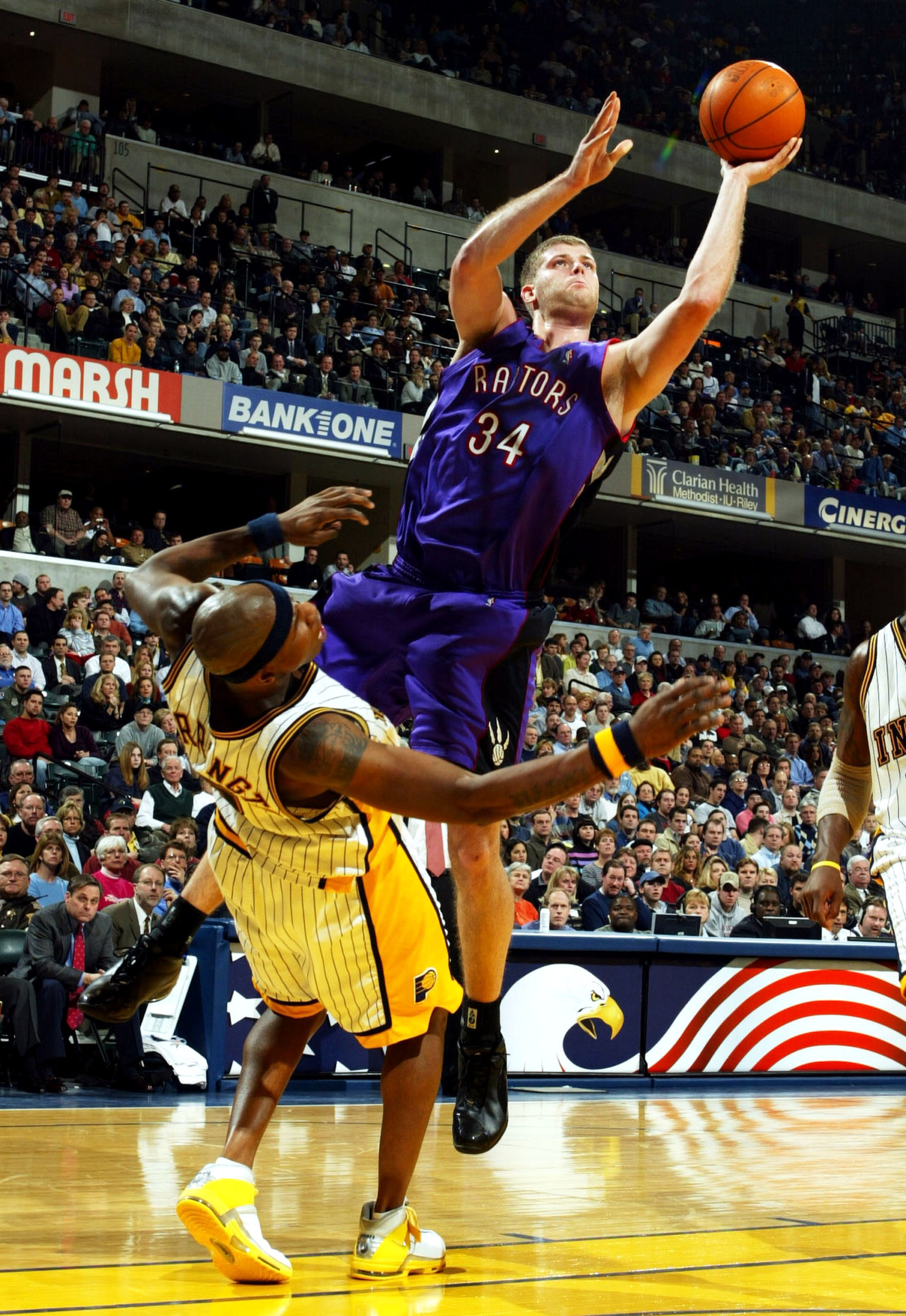 Toronto Raptors: Robert Archibald also played for Orlando Magic.