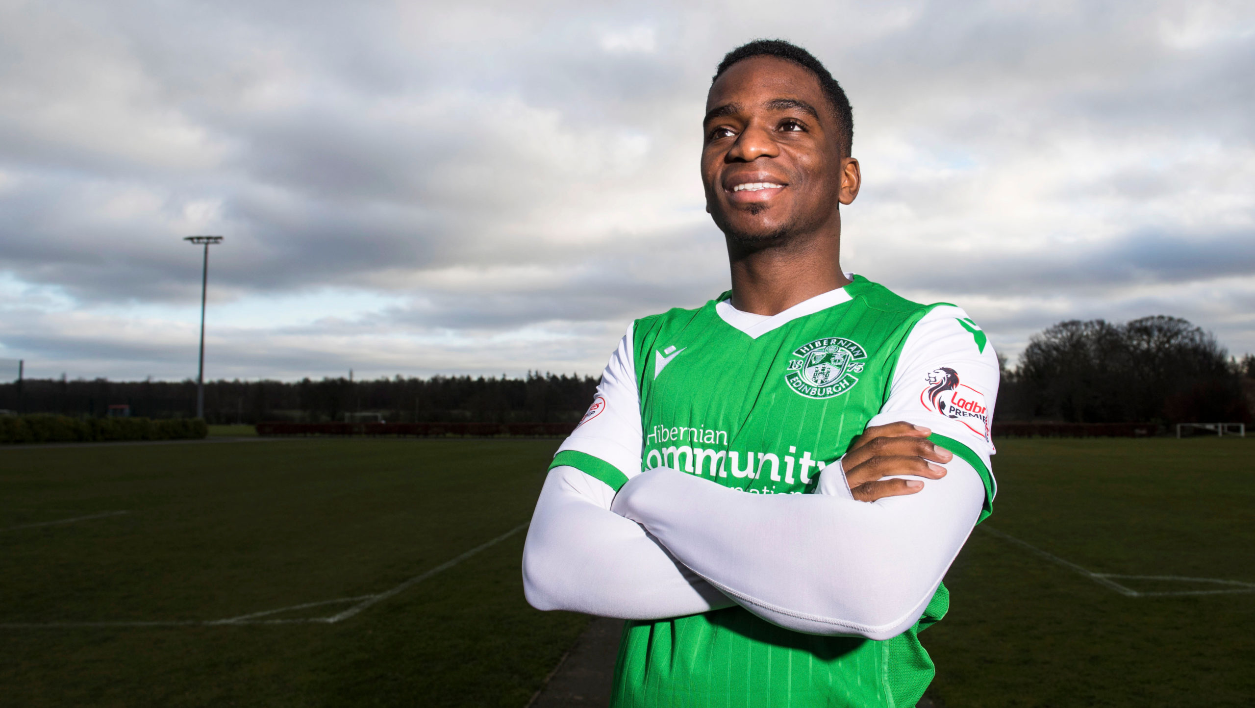 Omeonga has returned for a second spell at Hibs.
