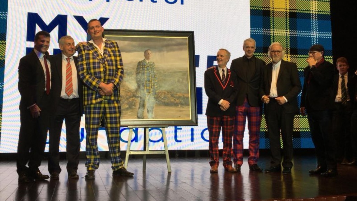 The Big Yin: Doddie Weir and Billy Connolly at a fundraiser.