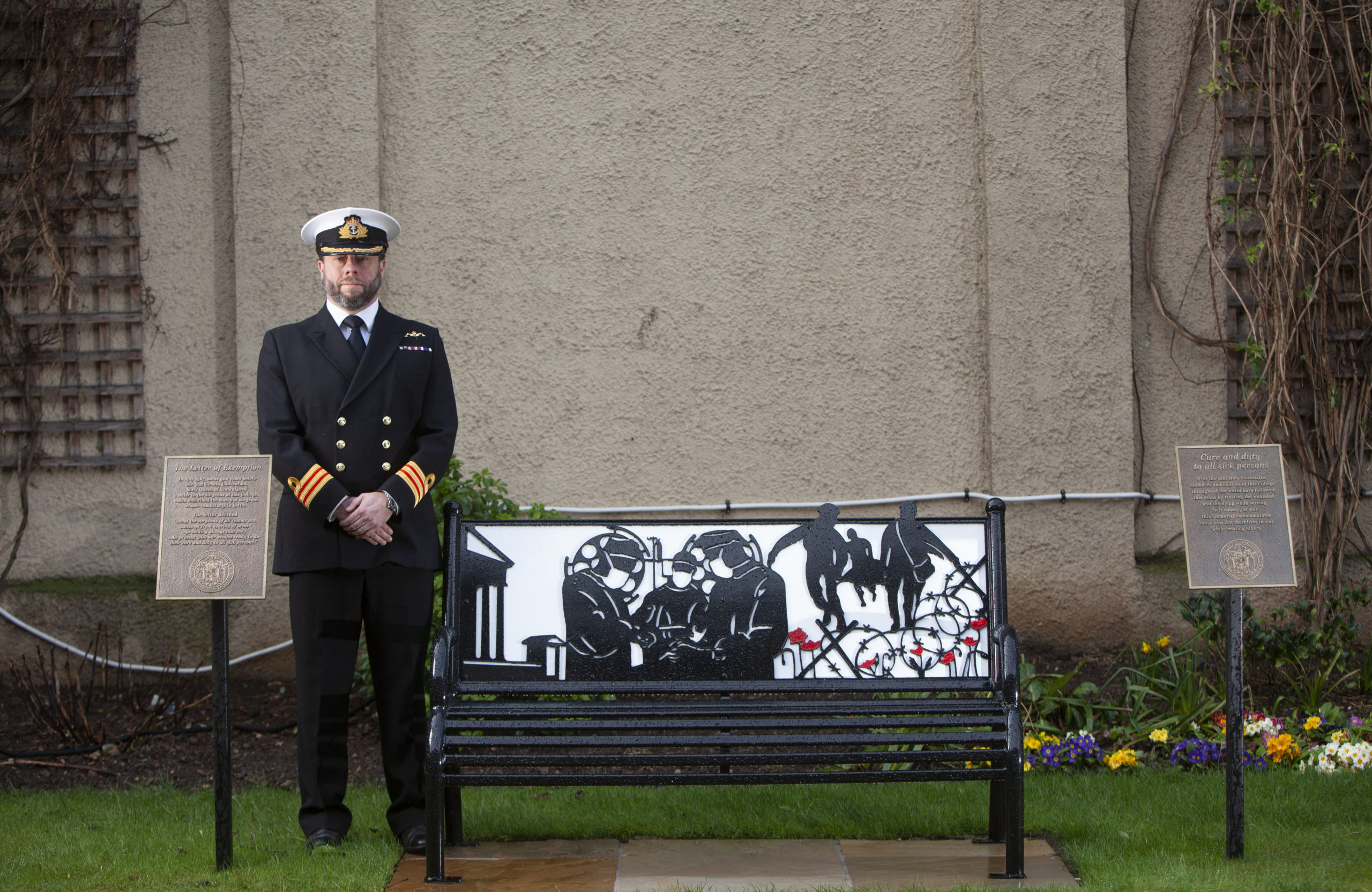 Edinburgh: The bench and bronze plaques.