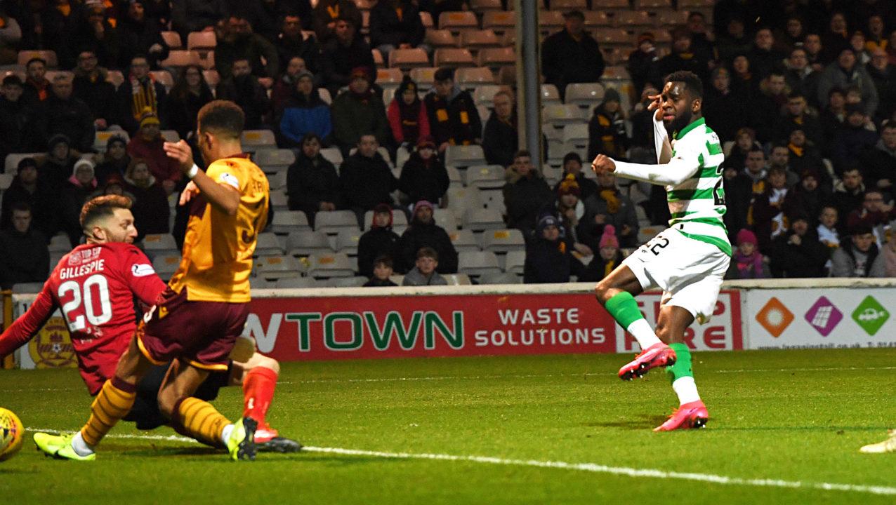 Celtic maintain lead with 4-0 thumping of Motherwell