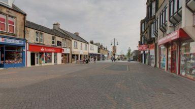 Bathgate at centre of ‘public drinking and sex’ scourge amid calls for police patrols