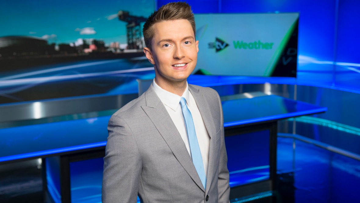 Explanation:  STV meteorologist Sean Batty.