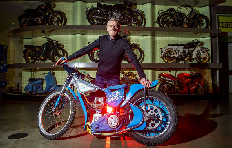 Speedway legend’s motorbike added to museum’s wall