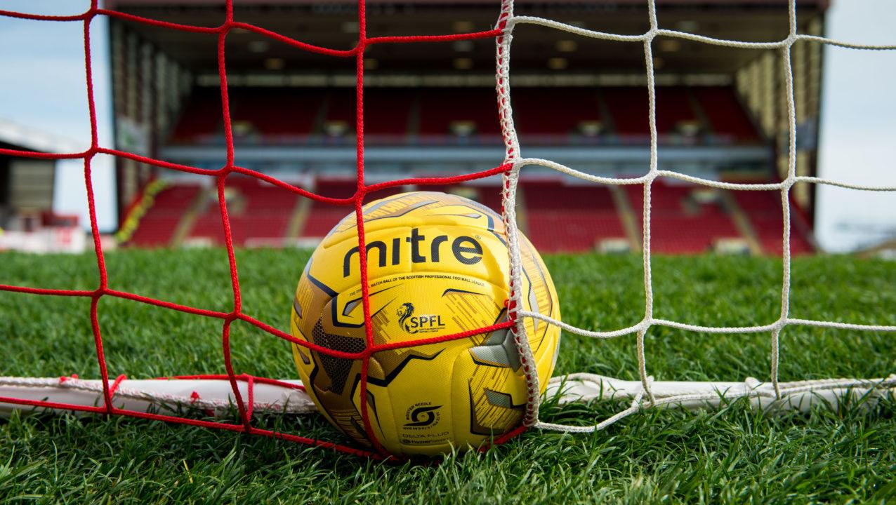 Government approves August start for Premiership football