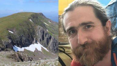 Search ongoing for climber missing after avalanche