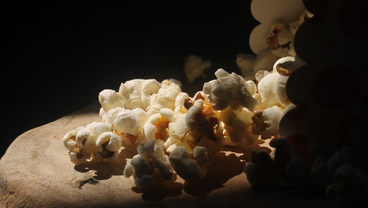 Make up a batch of popcorn and settle down for a Netflix party, <strong>Pixabay</strong>” /><span class=