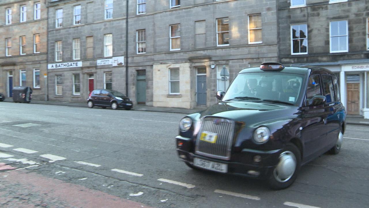 Sturgeon urged to set out schedule to support taxi drivers