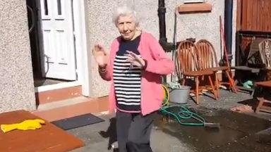 Callum Beattie bursts into a garden gig for his grandma