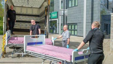 University transfers seven beds to temporary hospital