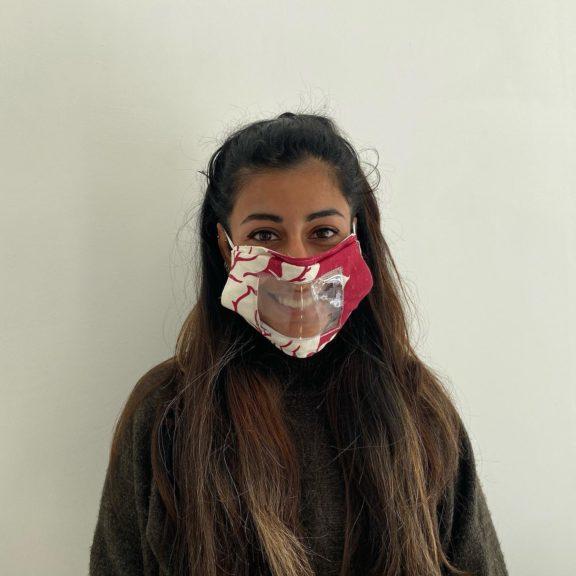 Company creates first face masks for deaf community STV News