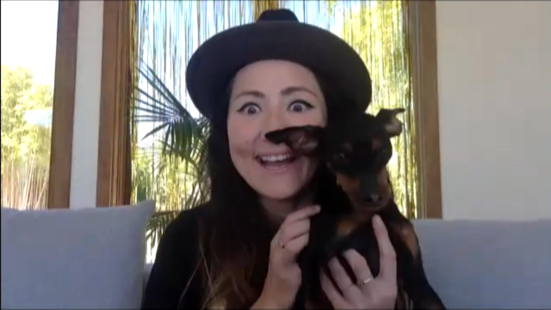 KT Tunstall and her new dog Mini will also perform.