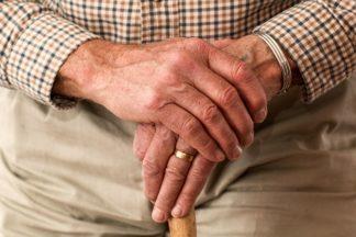 Elderly people more likely to be frail if they live in poorer areas, University of Edinburgh research says