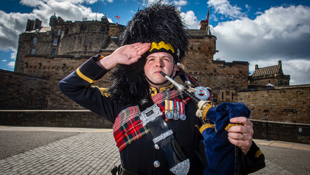 Pipers urged to pay tribute to ‘the forgotten Dunkirk’