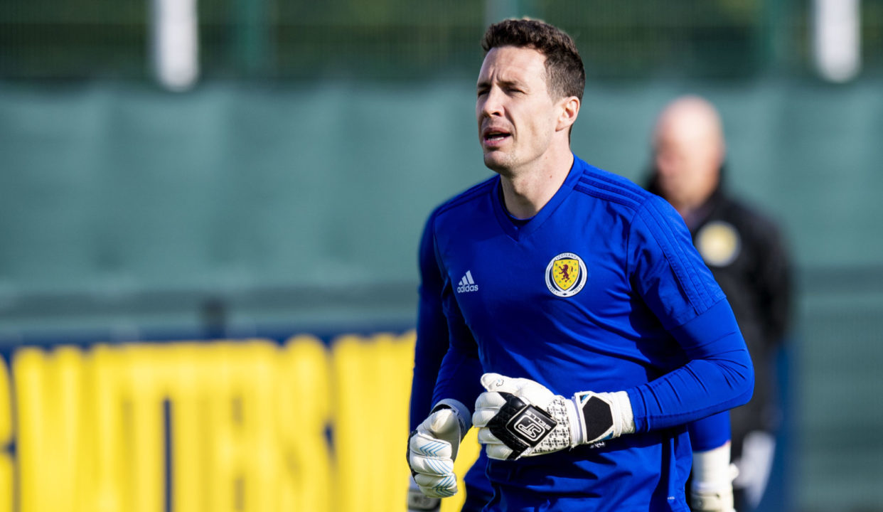 Scotland goalkeeper Jon McLaughlin signs for Rangers