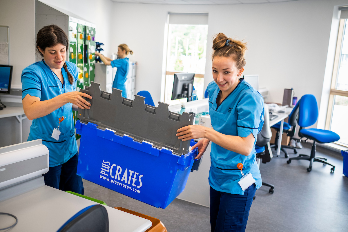 Clinical teams unpack at the hospital.