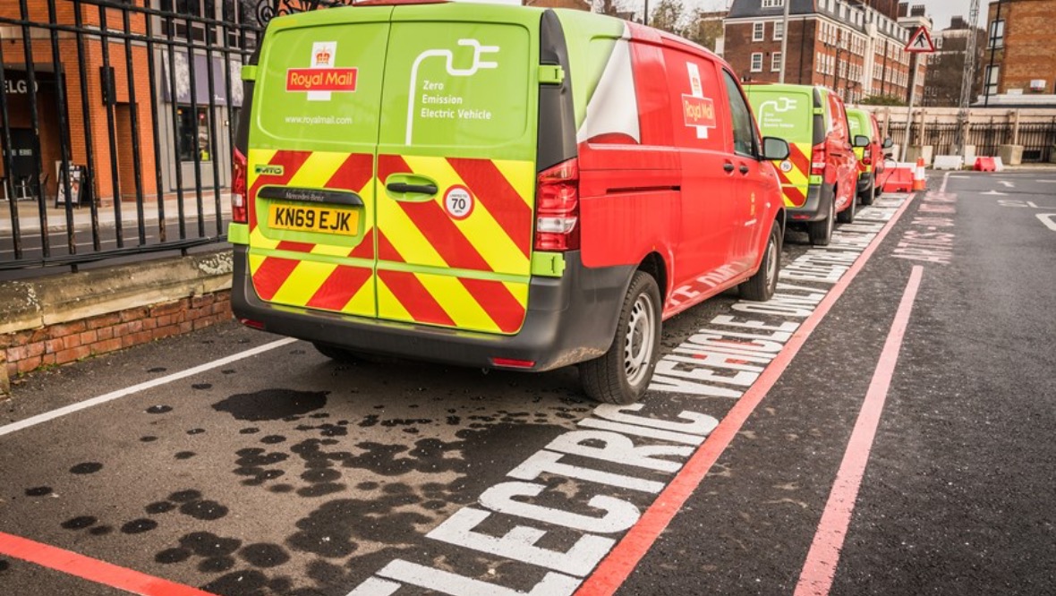 Royal Mail to trial electric vans for deliveries