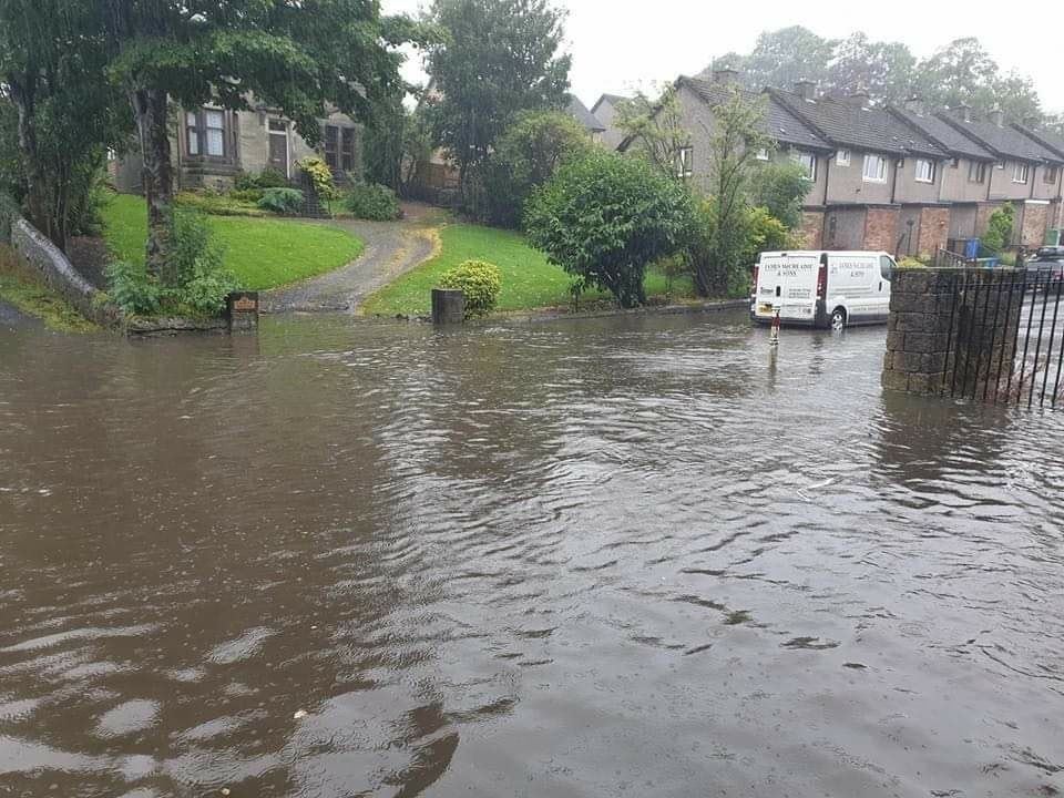 Cowdenbeath: Flooding on Foulford Road. Fife Jammers.