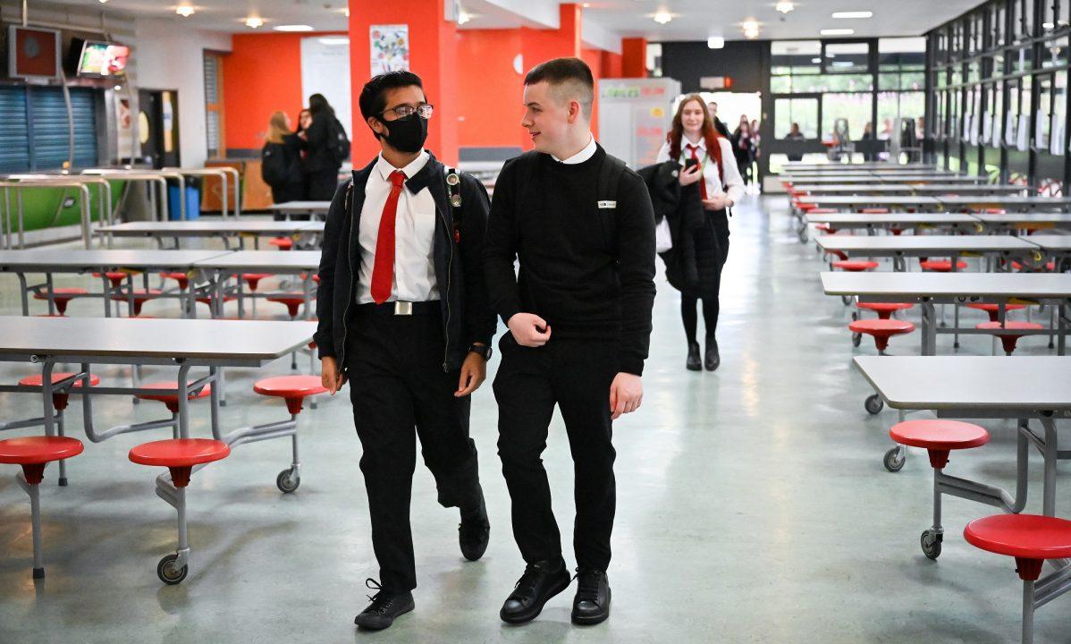 Covid rules in Scotland’s schools tightened amid Omicron surge