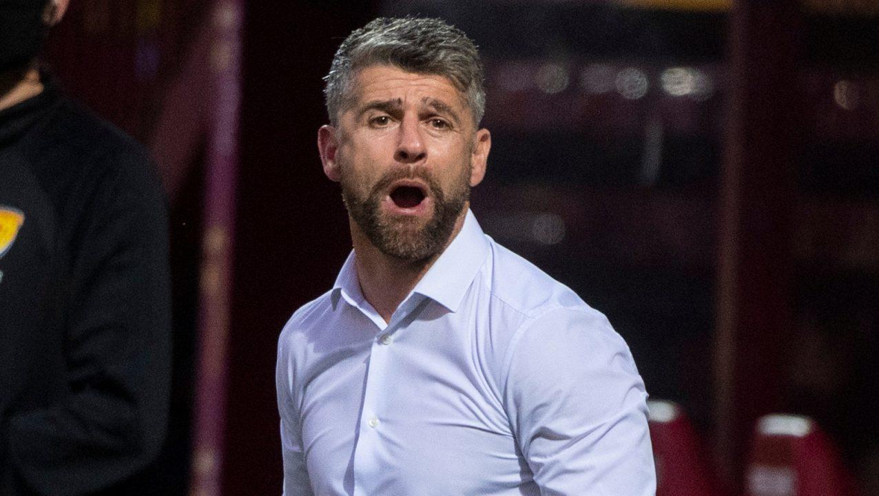 Robinson accuses players of believing their own hype