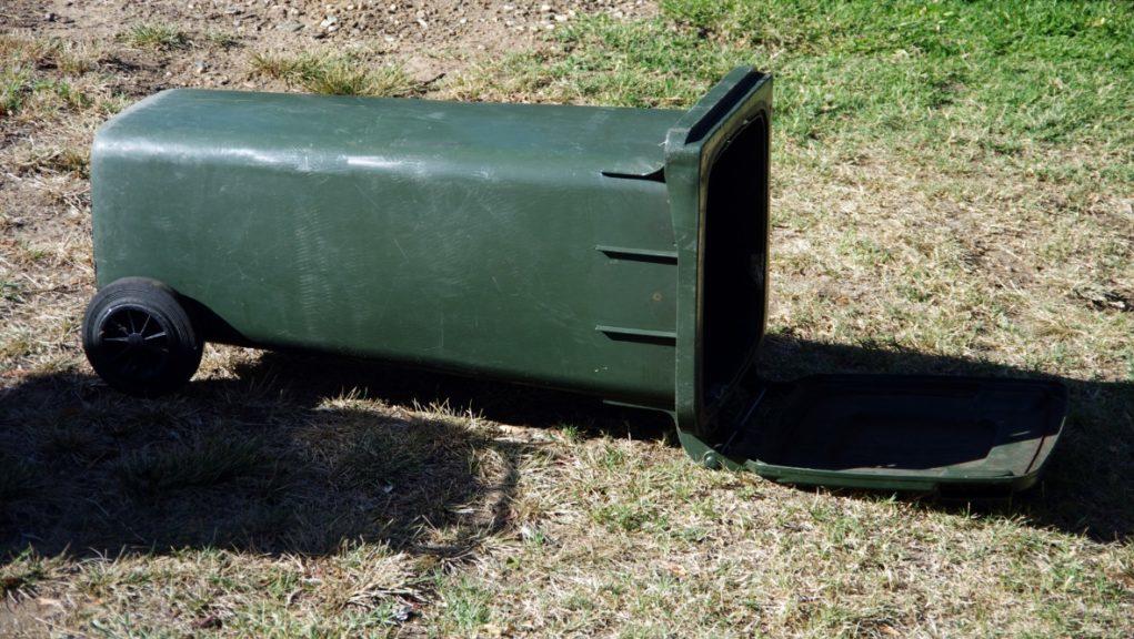 Fraudsters stealing wheelie bins to commit identity fraud STV News