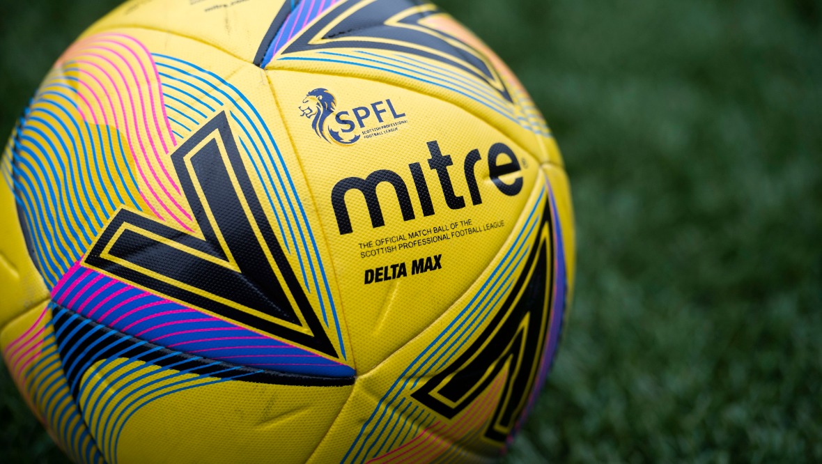 Government urged to help struggling Scottish football clubs