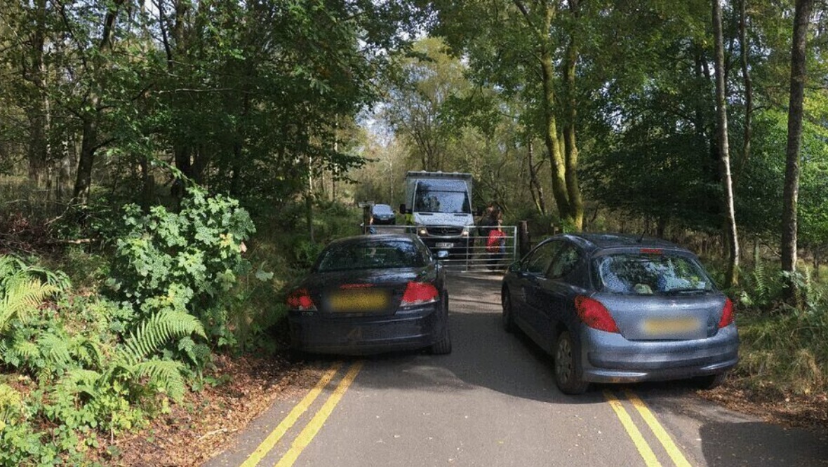 Ambulances blocked by ‘reckless parking’ at beauty spots