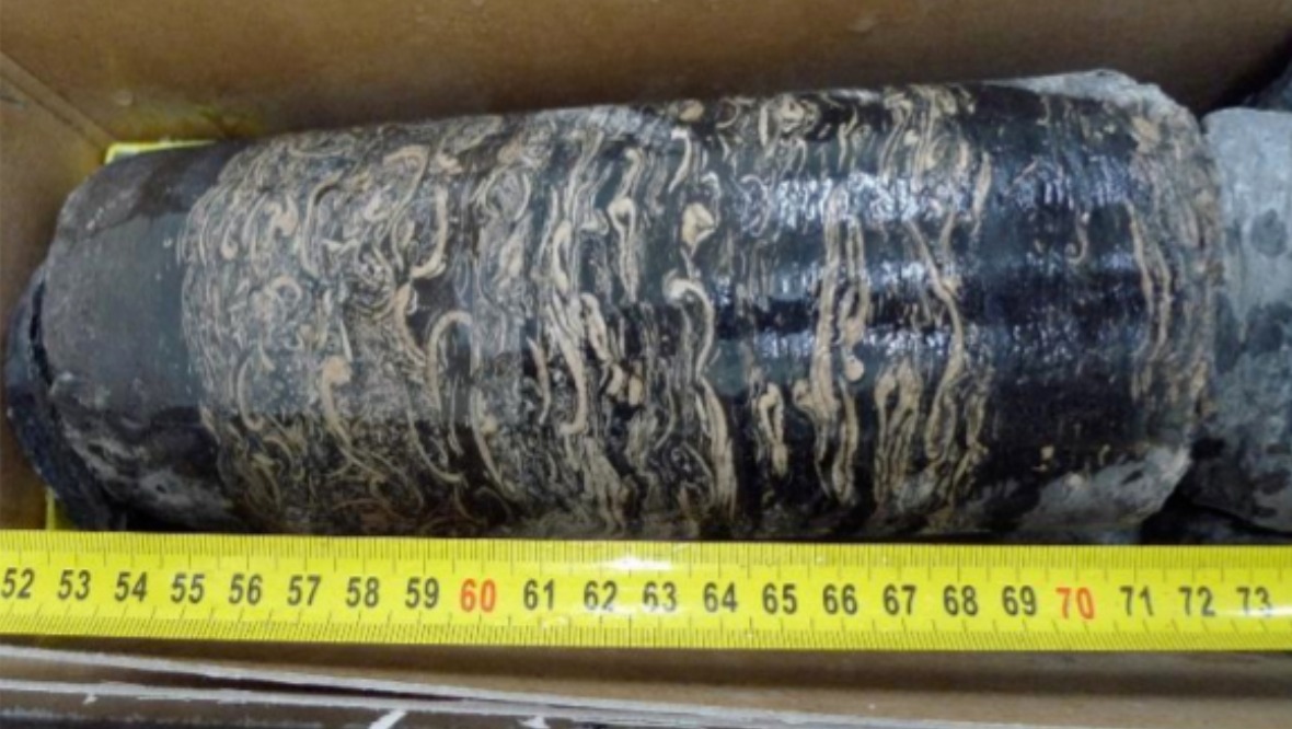 Findings: Ancient mussel band found 126 metres below surface. <strong>UK Geoenergy Observatories</strong>” /><span class=