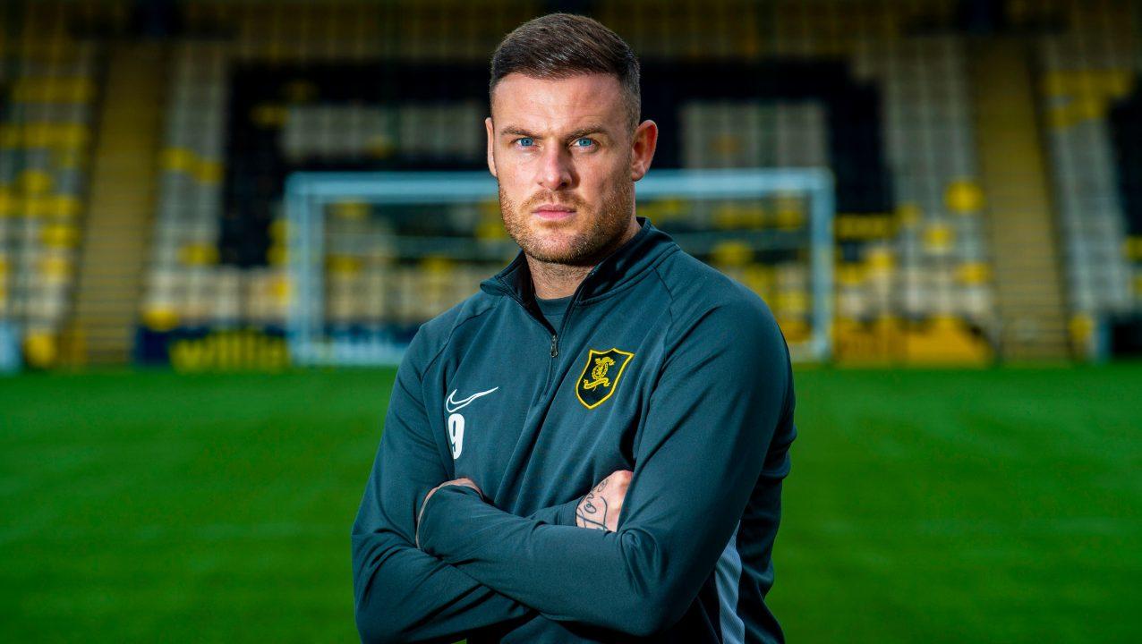 Anthony Stokes leaves Livingston three weeks into contract