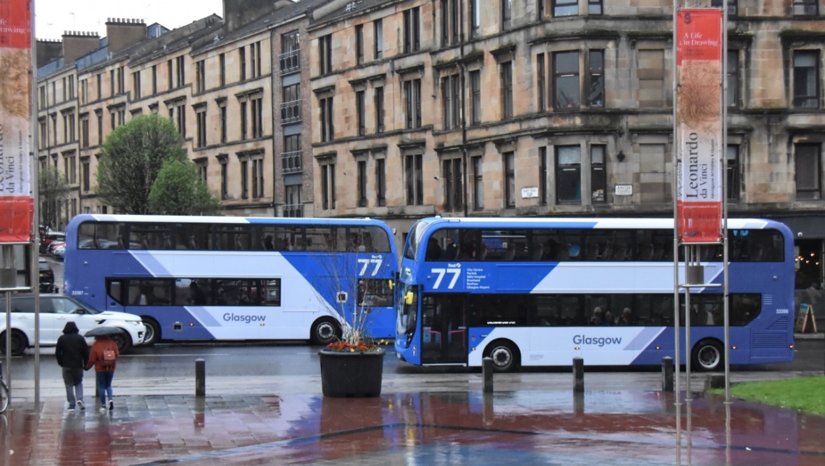 Bus driver who hit parked cars approved for private hire licence in Glasgow