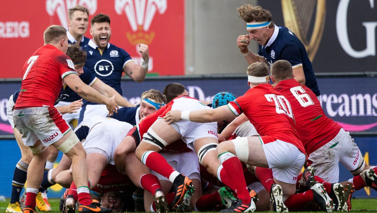 Scotland beat Wales 14-10 in Six Nations closer