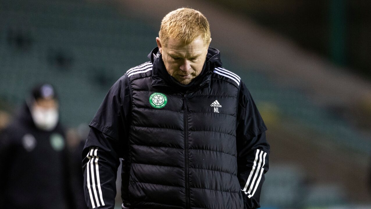 Lennon rues defensive frailties as Celtic snatch draw at Hibs
