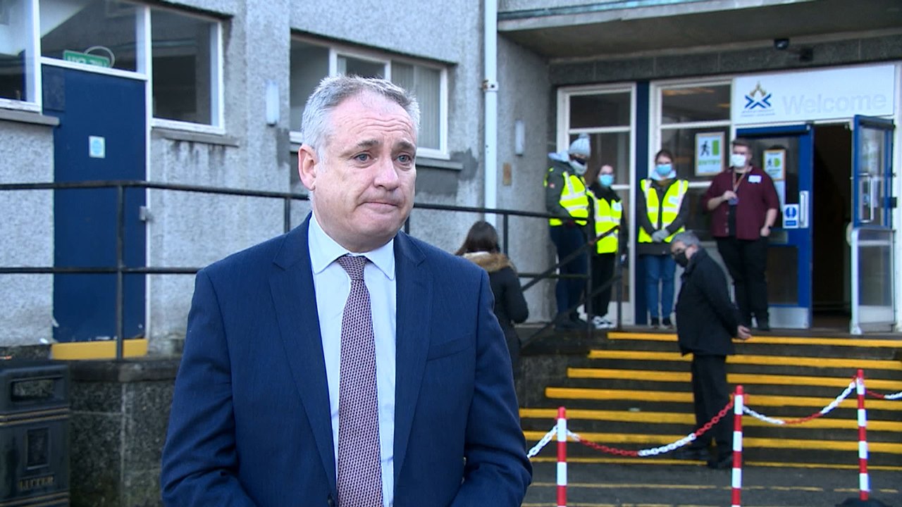 Higher education minister Richard Lochhead urged students to take advantage of the scheme.