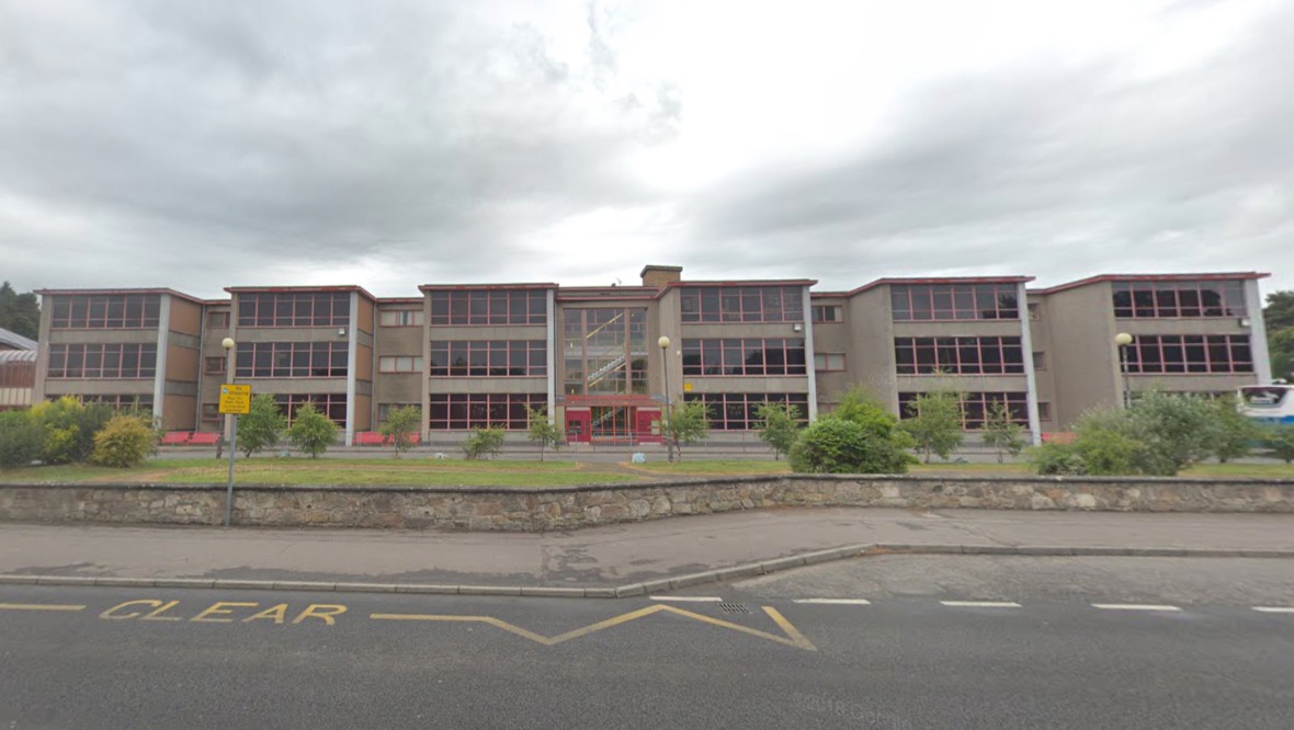 Kirkcaldy High School: The headteacher has issued a warning.