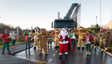 The SFRS rallied to lift children's moods on Christmas Eve. 