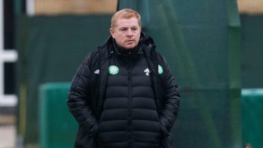 Lennon: No room for sentiment in Celtic cup final team