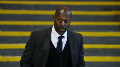 Alex Dyer leaves Kilmarnock  after defeat to St Johnstone