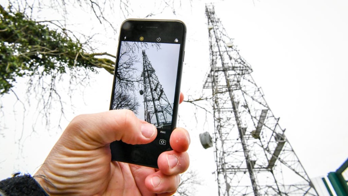 More than 120 mobile phone masts to be built in Scotland