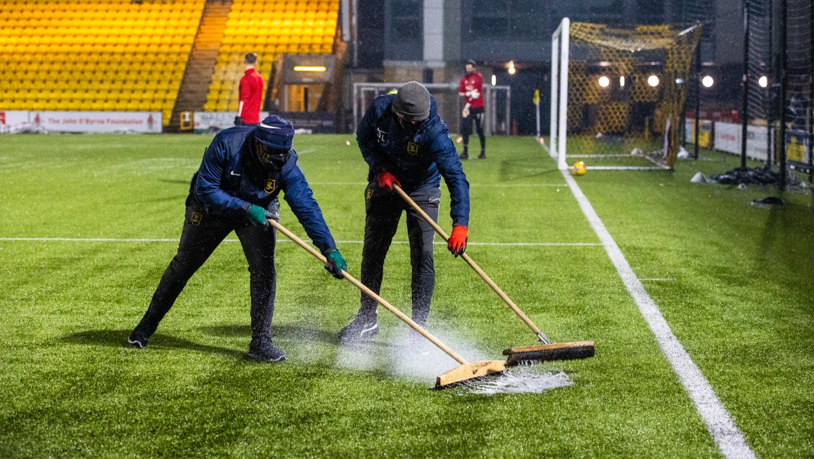 Livingston vs Aberdeen match called off due to waterlogged pitch