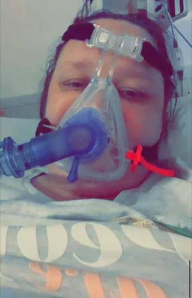 Mechelle Smith on ventilator.