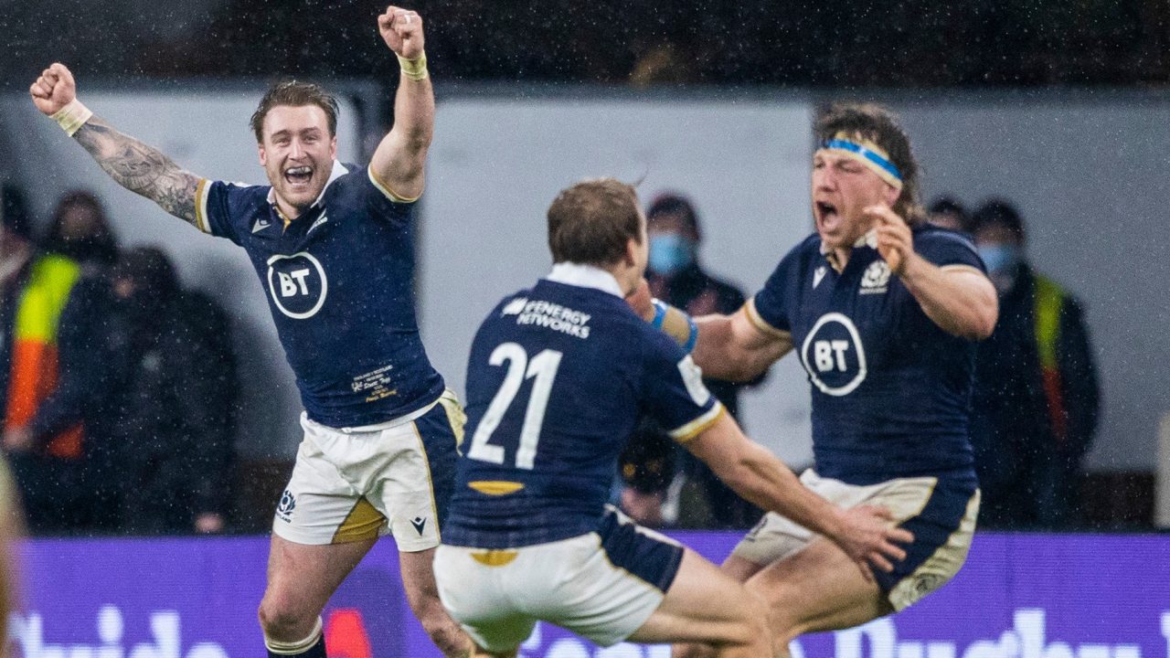 Hogg calls on Scotland to repeat England performance against Wales