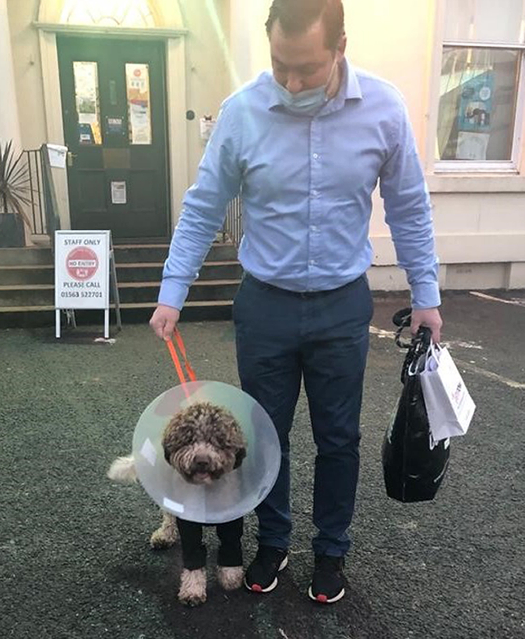 <em>Monty, pictured with owner Phil Hobbins, was treated at the Vets Now clinic in Kilmarnock (Vets Now/PA)</em>.” /><span class=