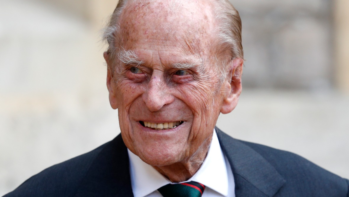 Prince Charles visits Duke of Edinburgh in hospital