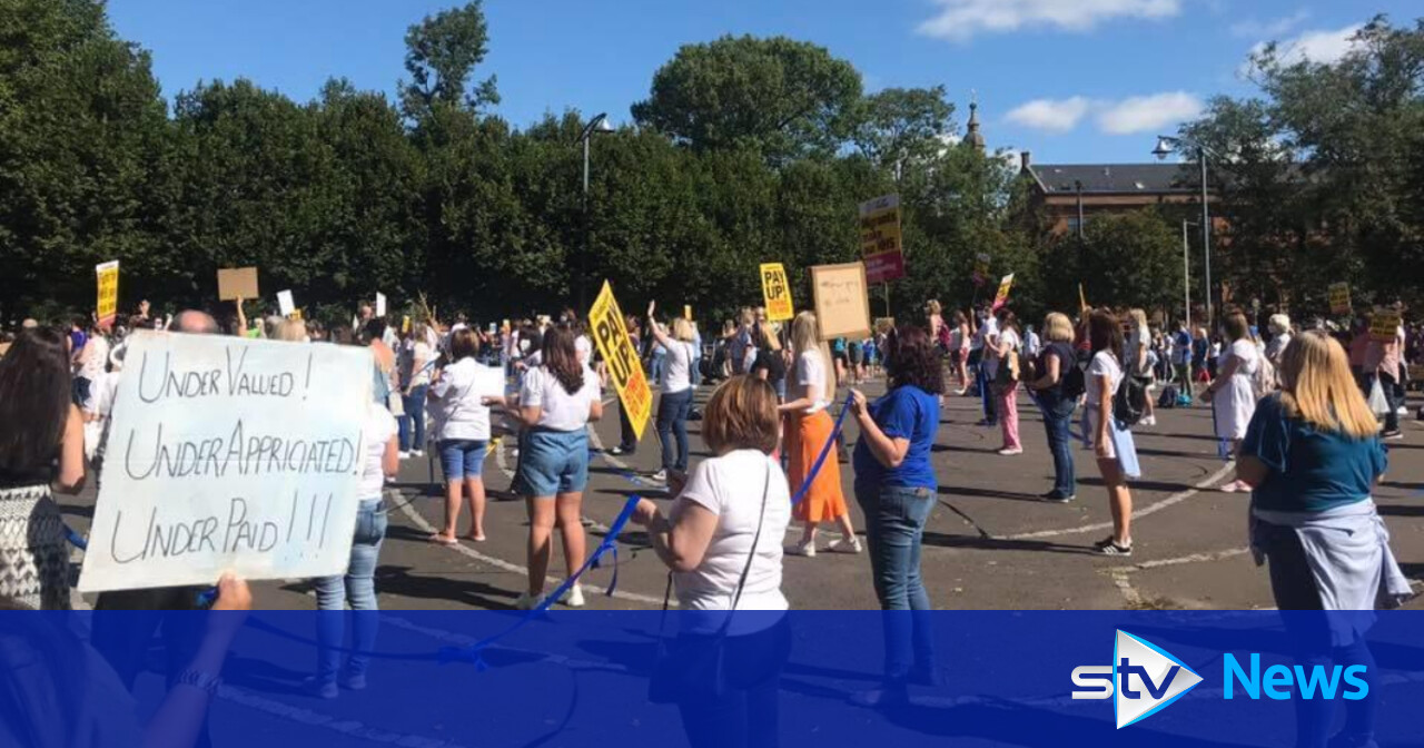 NHS staff offered 4% pay rise by Scottish Goverment | STV News