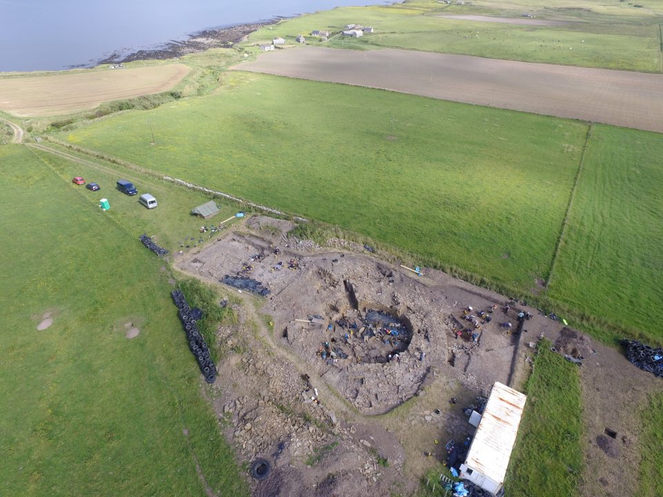Shellfish-filled pit is ‘remnants of Iron Age feast’