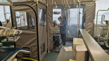 Isolation pods help dental students with practical learning