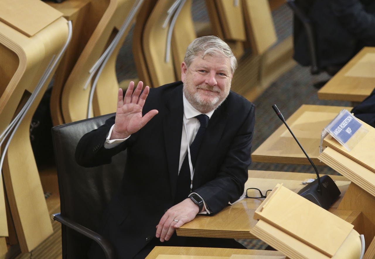 <em>Nicola Sturgeon named Angus Robertson as the new constitution secretary (Fraser Bremner/Scottish Daily Mail/PA)</em>” /><span class=