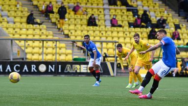 Rangers beat Livi to move one game from unbeaten league season