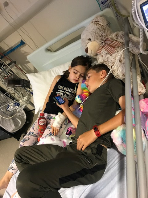 Dara in hospital with brother Riley