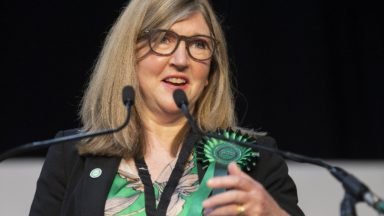 Johnstone wants Holyrood to set example in climate change fight